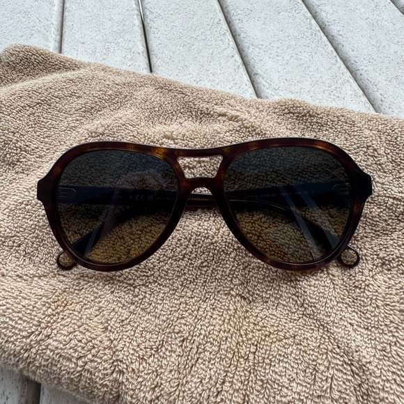 CHANEL Pilot sunglasses - Picture 4 of 13